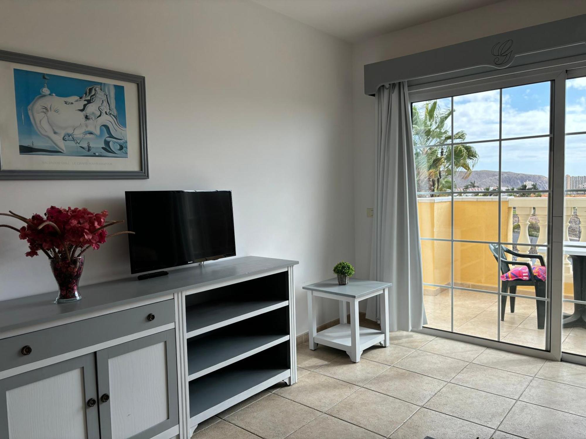 Happy Granada Apartment Los Cristianos  Exterior photo