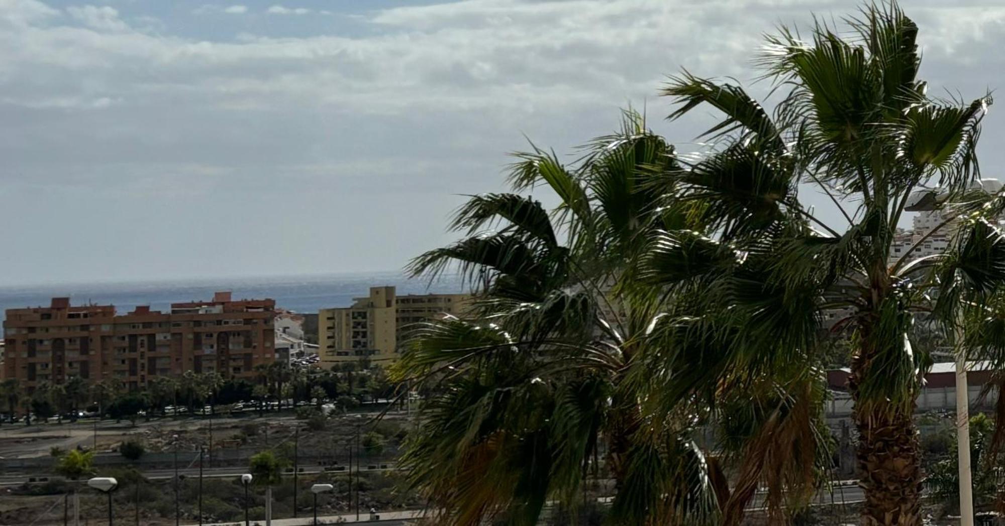 Happy Granada Apartment Los Cristianos  Exterior photo