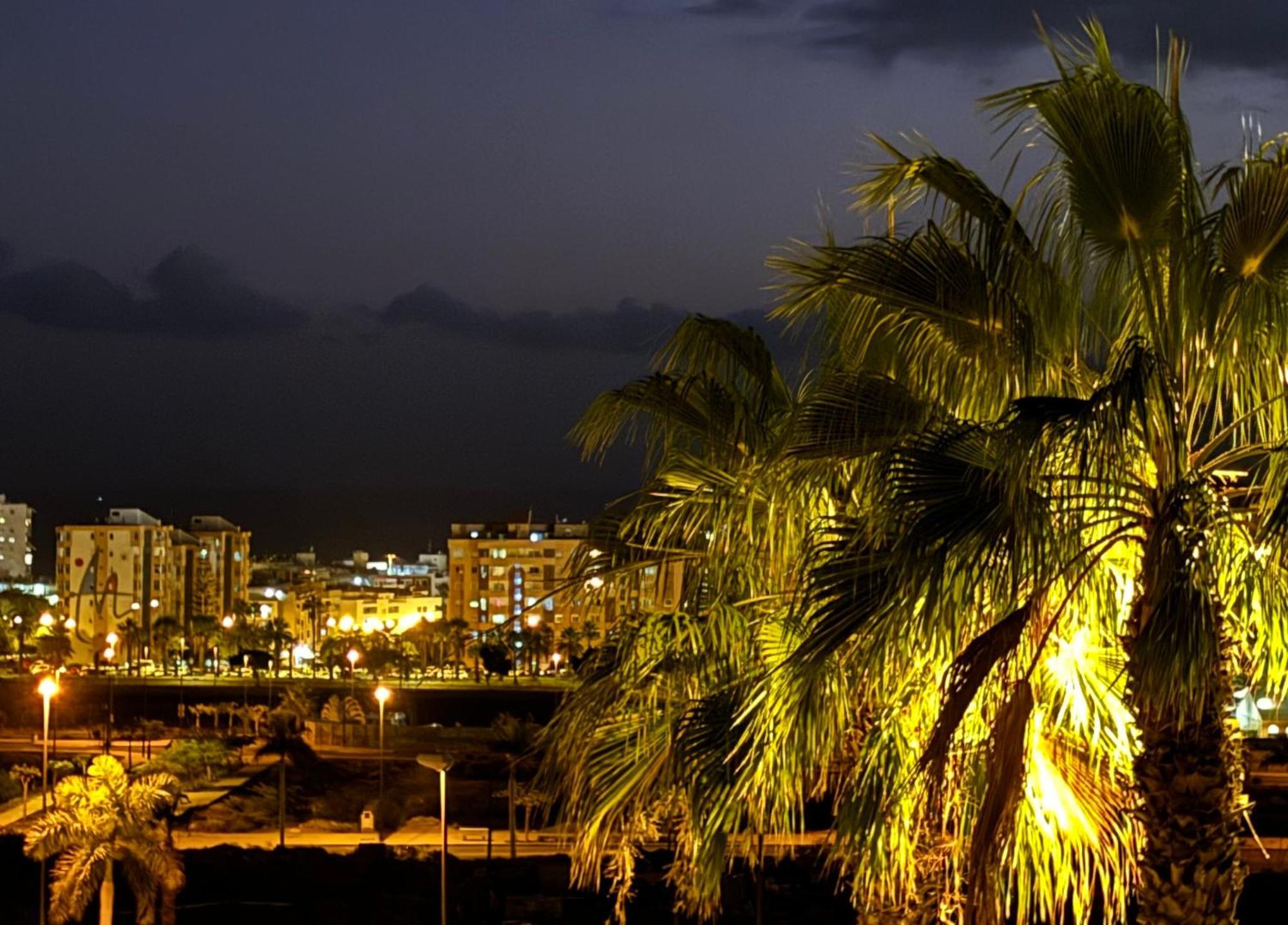 Happy Granada Apartment Los Cristianos  Exterior photo