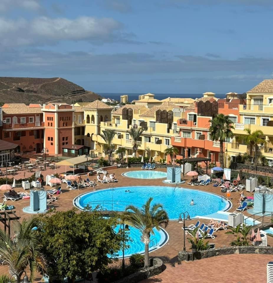 Happy Granada Apartment Los Cristianos  Exterior photo